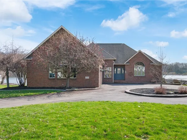 528 Roxbury Ave NW, Massillon, OH 44646