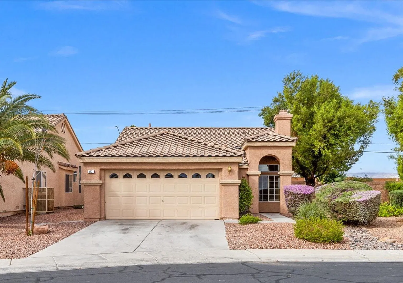 3431 Outlook Point - Immaculate Single Story Home — Photo 2