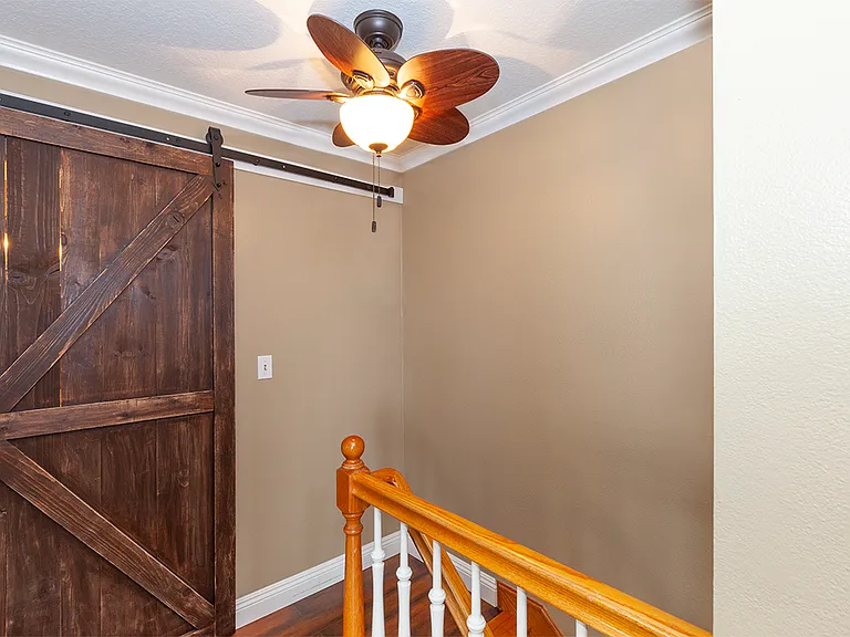 16613 Viewpoint Ln — Photo 4