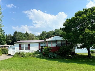30 Hemlock Dr S, Beaver Falls, PA, 15010