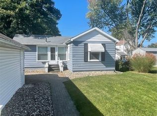 225 E 7th St, Dover, OH