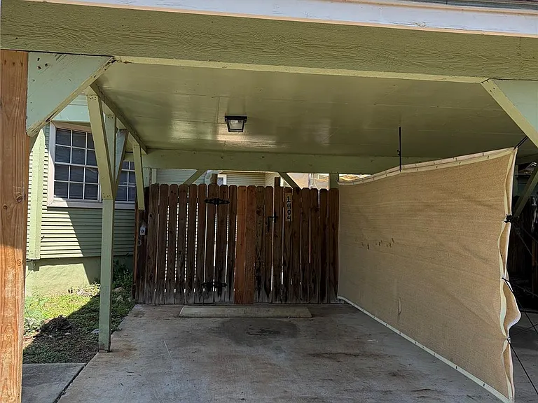 1404 Andra Ln — Photo 17