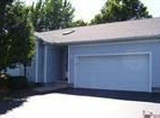 103 Greenfield Oval NW, Warren, OH