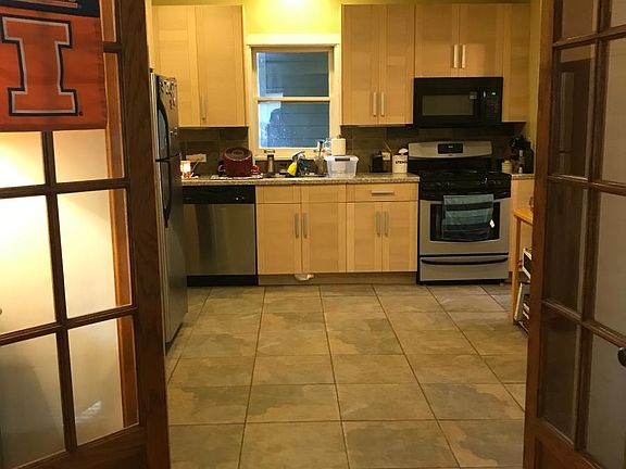 3rd image of 7425 Washington St #1