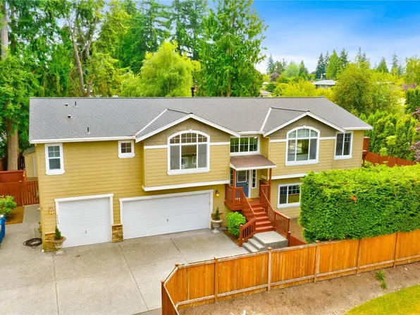 7724 203rd Street SW, Edmonds, WA 98026