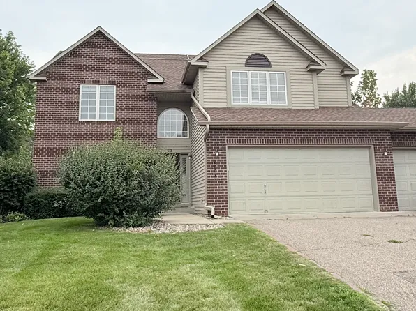 2008 Wilhelm Ct, Shakopee, MN 55379