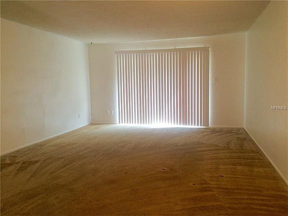 4th image of 7605 Abbey Ln #1