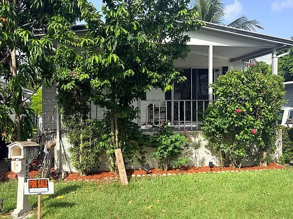 4839 SW 48th Ave, Davie, FL 33314