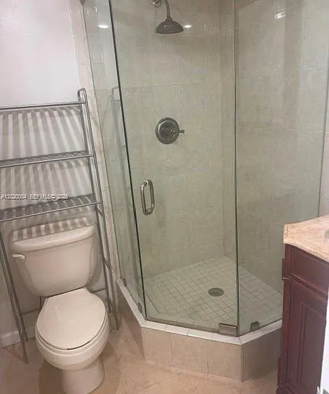 5401 Collins Ave #1213 — Photo 30