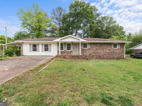 122 Carroll Cir, Carrollton, GA 30117
