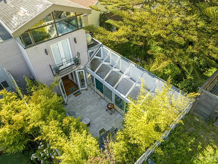 451 Eureka St — Photo 49