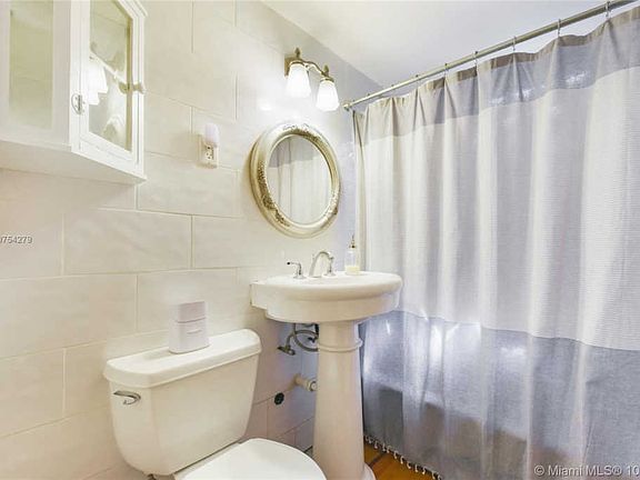 5th image of 3242 Mary St APT S118