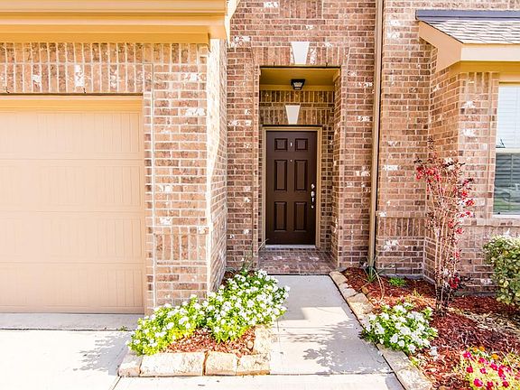 3rd image of 21306 Cypress Red Oak Dr