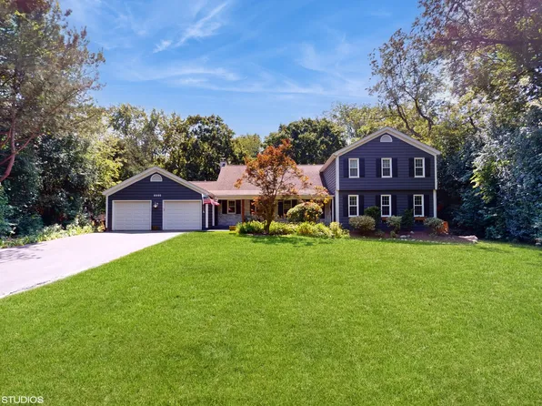 6905 Lexington Trl, Crystal Lake, IL 60012