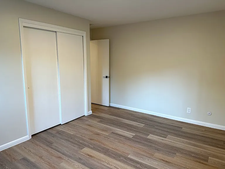 4347 S Highland Dr #D — Photo 7