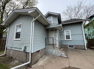 RI Duplex, Rock Island, IL 61201