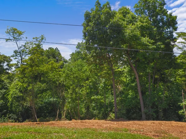 3486 Heathcliff Rd, Morristown, TN 37813