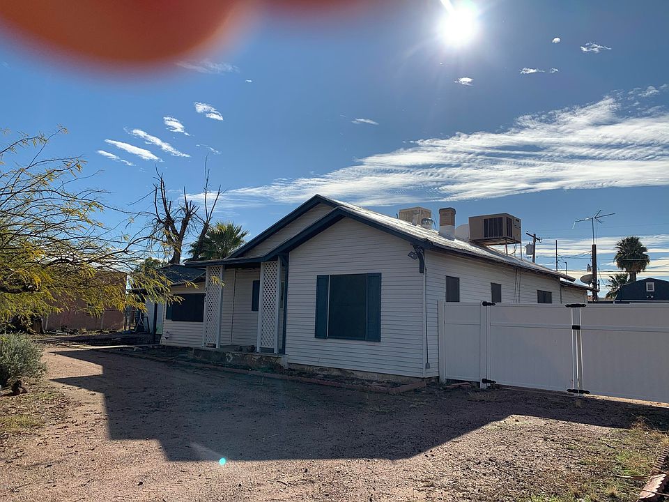 1st image of 341 W Lindbergh Ave