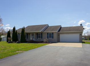 3943 Weatherby Ct, Stockbridge, MI 49285