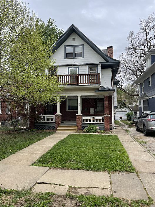 1st image of 1303 W 40th St #2