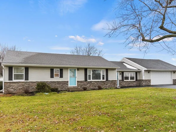 3525 Boger Ave, Auburn, IN 46706