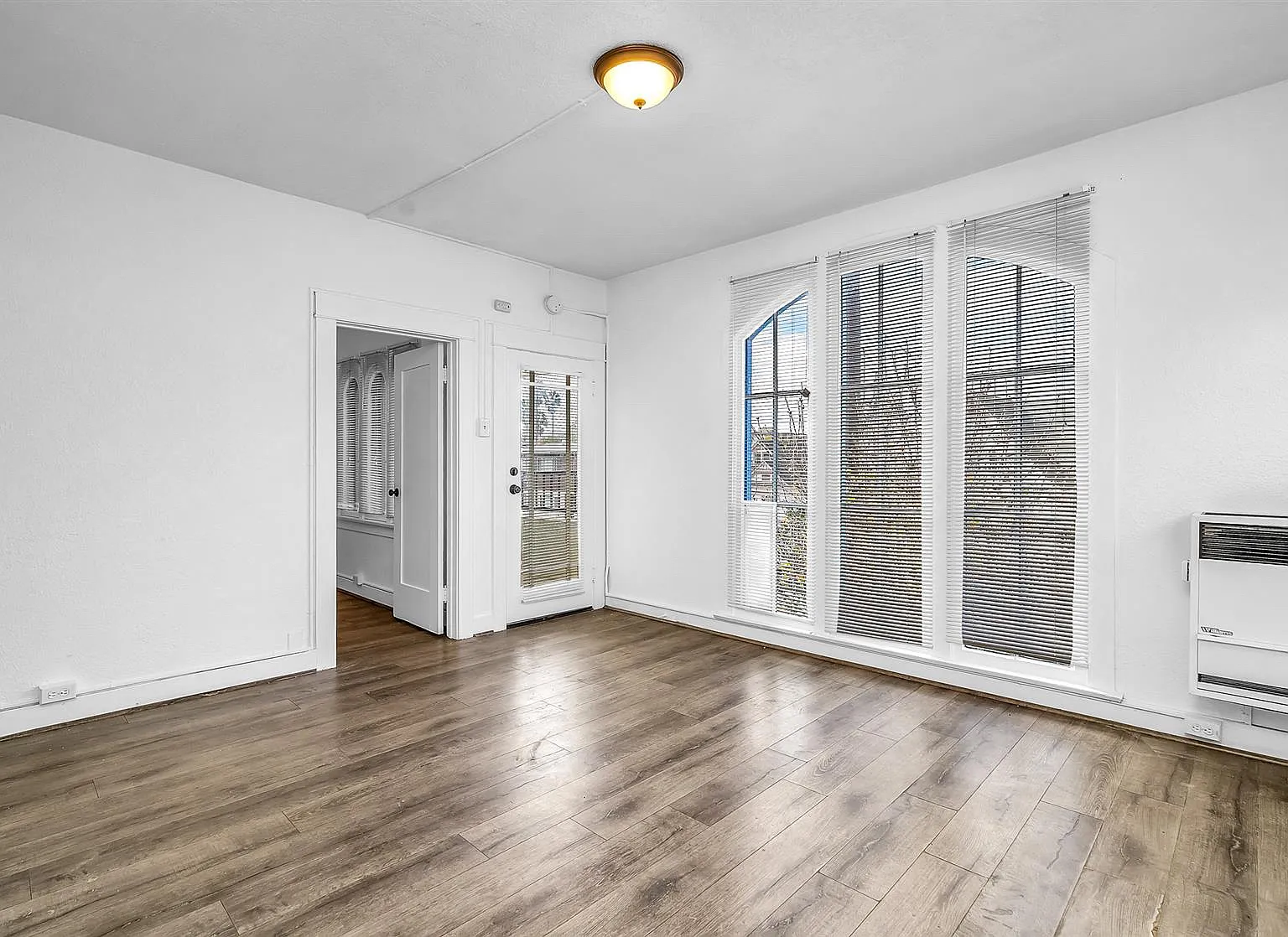 634 Cedar — Photo 4