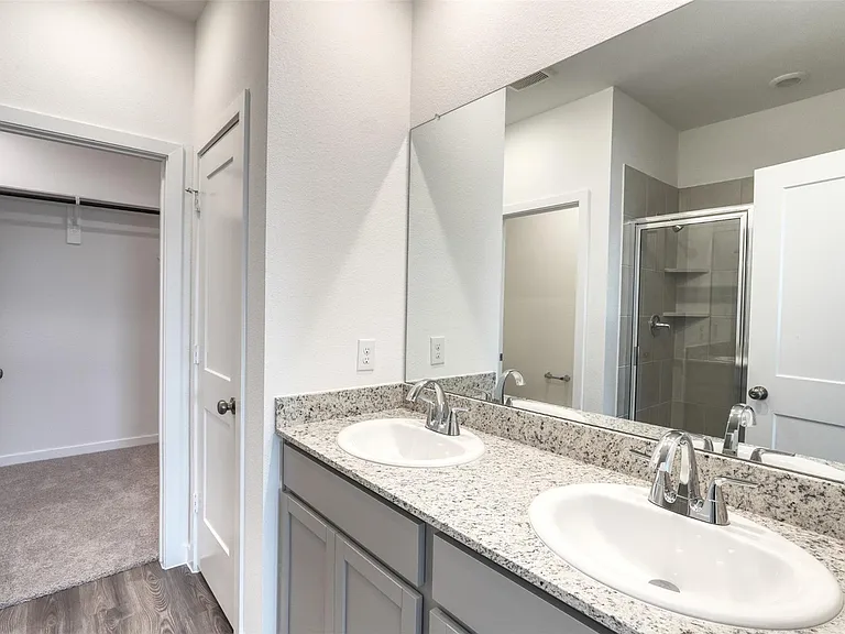 3918 Windy Whisper Dr — Photo 16