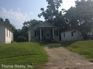 309 E Irwin St, Pinetops, NC 27864