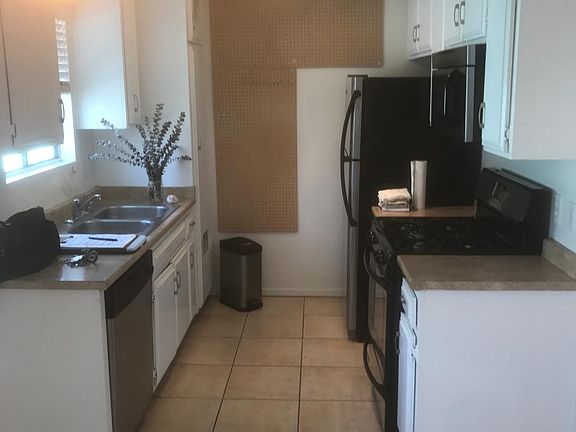 2nd image of 644 Westminster Ave #2