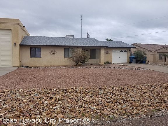 2nd image of 1800 Papago Dr