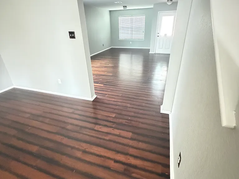 9005 Bellgrove Ct — Photo 5