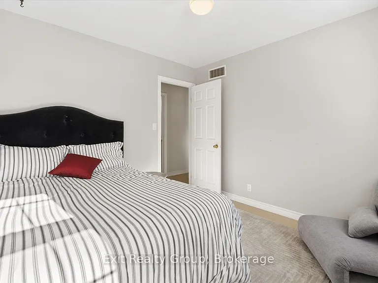 22 Willow Point Rd — Photo 25