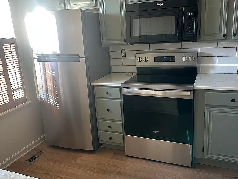 6009 Rowanberry Dr #11B — Photo 2