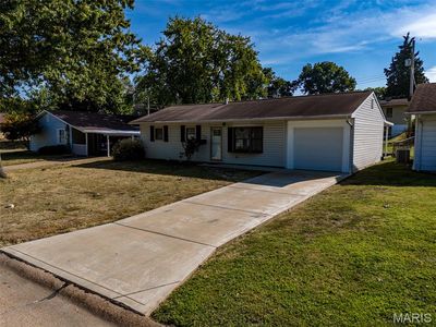 4606 Heege Rd, Saint Louis, MO, 63123