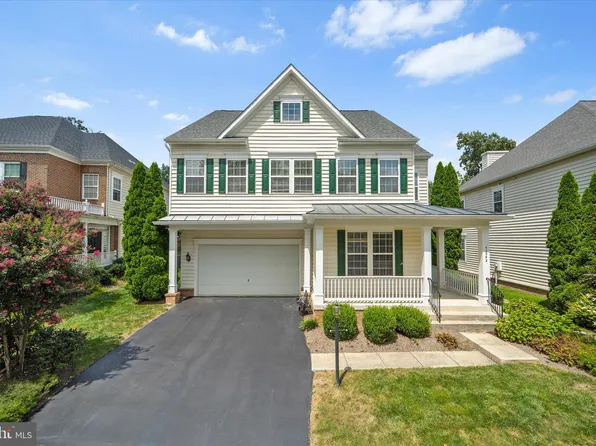 42592 Olmsted Dr, Ashburn, VA 20148