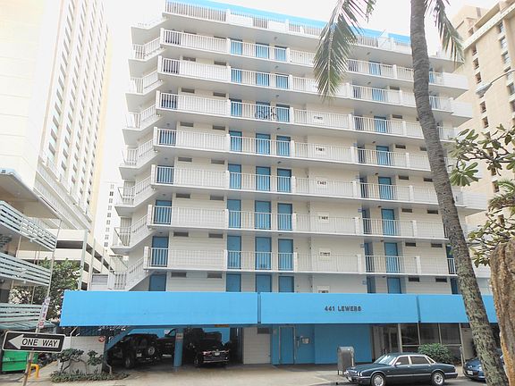 441 Lewers Front of Building. Painted approx. 2 Years Ago.