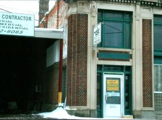 920 Washington St, Throop, PA 18512