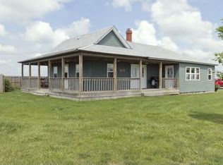 14519 Cemetery Rd, Argenta, IL 62501