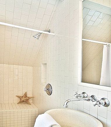 2ndary Bedroom Bath