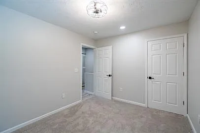 1309 S Senate Ave — Photo 9