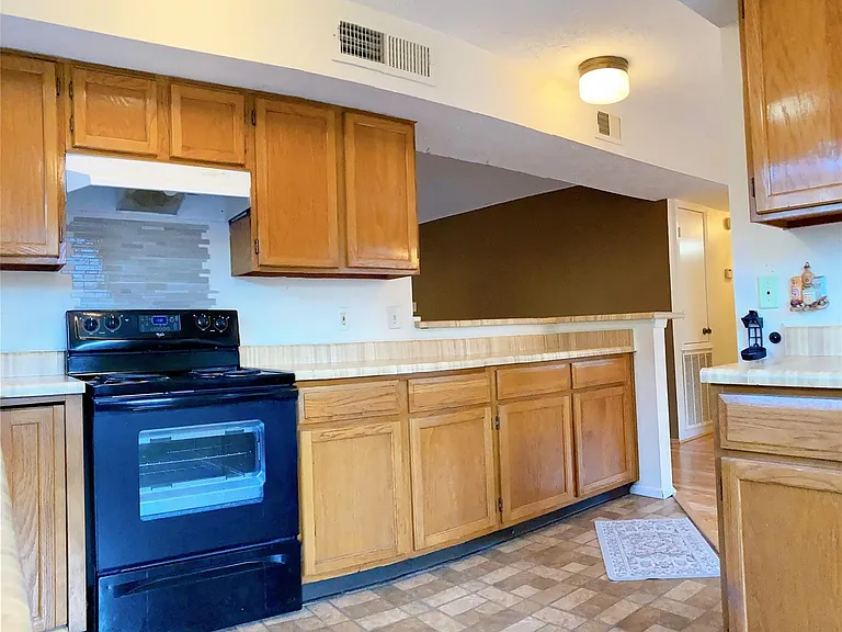 19518 Munsey Ct — Photo 12