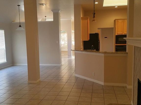 3rd image of 5027 Sable Oaks Dr