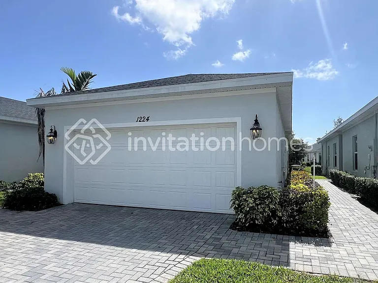 1224 Preston Estates Cir — Photo 1