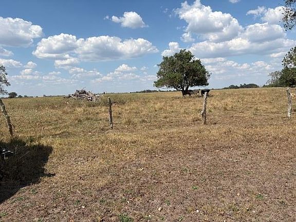 3rd image of 15208-15214 Fm 1489 Rd