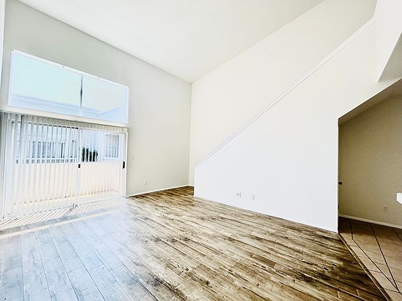5th image of 3518 Dunn Dr #203