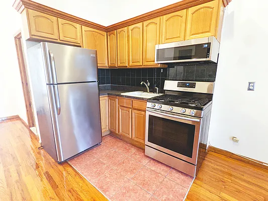 Rented by Highline Residential | media 6