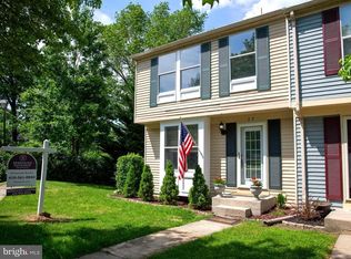 22 Trailwood Rd, Nottingham, MD 21236