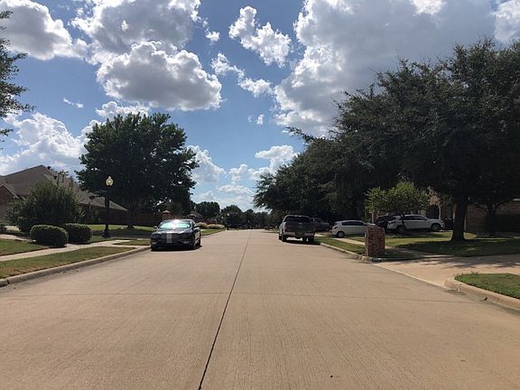 5th image of 4201 Wildbriar Ln