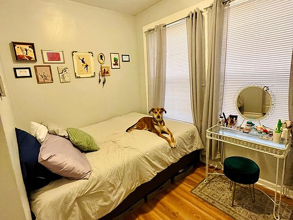 2nd image of 4354 N Ashland Ave APT 206