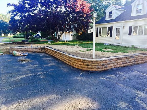 Retaining wall front view 